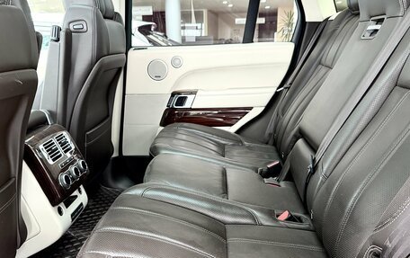 Land Rover Range Rover IV рестайлинг, 2015 год, 3 850 000 рублей, 24 фотография