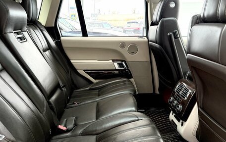 Land Rover Range Rover IV рестайлинг, 2015 год, 3 850 000 рублей, 30 фотография