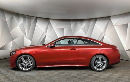 Mercedes-Benz E-Класс, 2017 год, 4 650 000 рублей, 5 фотография