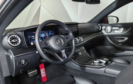Mercedes-Benz E-Класс, 2017 год, 4 650 000 рублей, 19 фотография