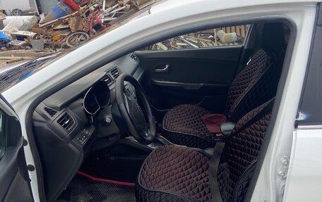 KIA Rio III рестайлинг, 2016 год, 840 000 рублей, 5 фотография