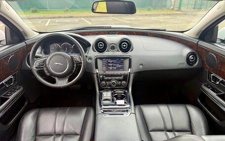 Jaguar XJ IV (X351), 2014 год, 1 630 000 рублей, 9 фотография