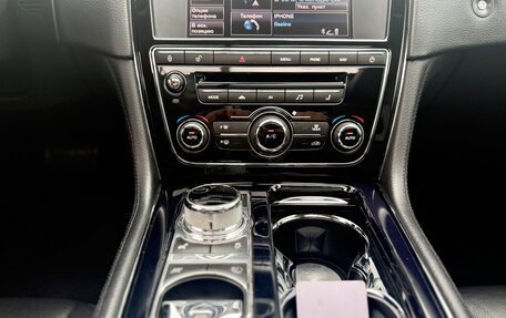 Jaguar XJ IV (X351), 2014 год, 1 630 000 рублей, 13 фотография