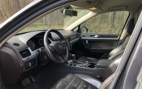 Volkswagen Touareg III, 2012 год, 2 500 000 рублей, 3 фотография