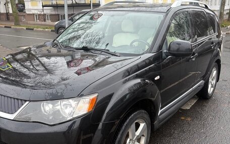 Mitsubishi Outlander III рестайлинг 3, 2008 год, 950 000 рублей, 2 фотография