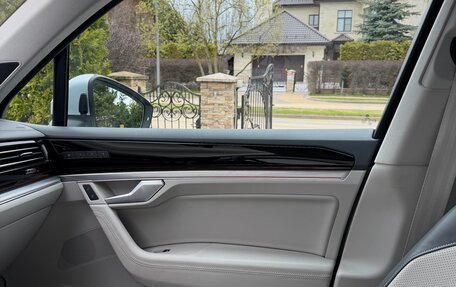 Volkswagen Touareg III, 2021 год, 7 900 000 рублей, 13 фотография