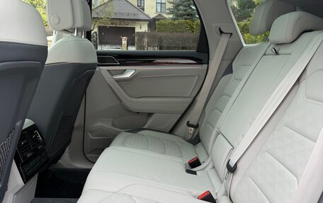 Volkswagen Touareg III, 2021 год, 7 900 000 рублей, 11 фотография