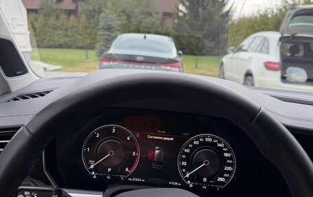 Volkswagen Touareg III, 2021 год, 7 900 000 рублей, 8 фотография