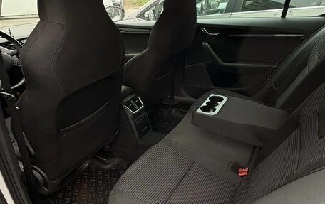 Skoda Octavia, 2015 год, 1 900 000 рублей, 12 фотография