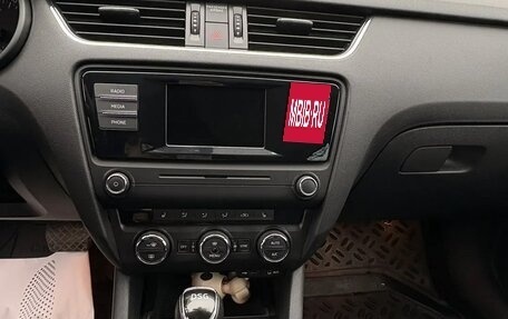 Skoda Octavia, 2015 год, 1 900 000 рублей, 21 фотография