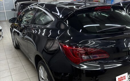 Opel Astra J, 2013 год, 950 000 рублей, 3 фотография