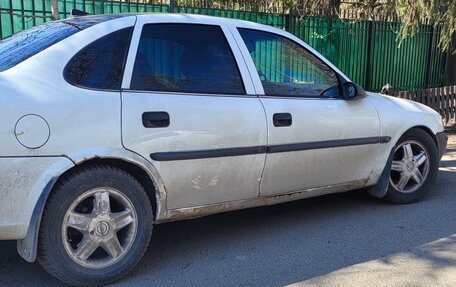 Opel Vectra B рестайлинг, 1998 год, 70 000 рублей, 2 фотография