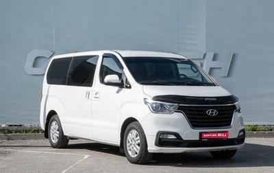 Hyundai H-1 II рестайлинг, 2018 год, 2 920 000 рублей, 1 фотография
