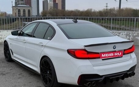 BMW 5 серия, 2020 год, 6 690 000 рублей, 2 фотография