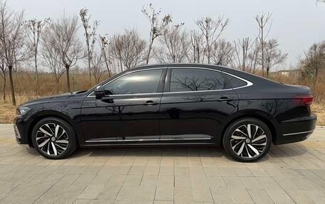Volkswagen Passat B8 рестайлинг, 2023 год, 2 185 000 рублей, 5 фотография