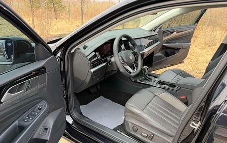 Volkswagen Passat B8 рестайлинг, 2023 год, 2 185 000 рублей, 11 фотография