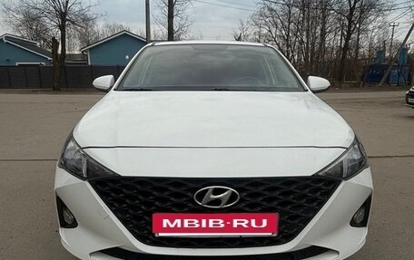 Hyundai Solaris II рестайлинг, 2021 год, 1 290 000 рублей, 3 фотография