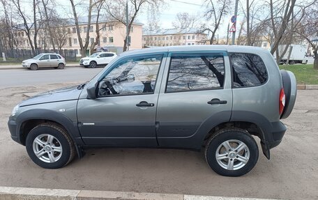 Chevrolet Niva I рестайлинг, 2013 год, 550 000 рублей, 4 фотография