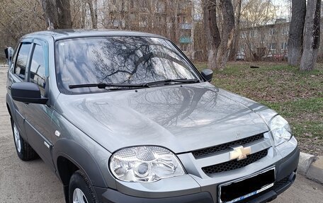 Chevrolet Niva I рестайлинг, 2013 год, 550 000 рублей, 11 фотография