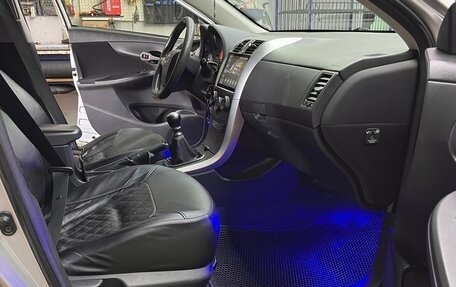 Toyota Corolla, 2012 год, 950 000 рублей, 8 фотография