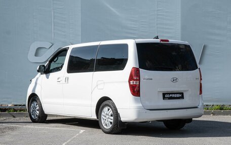 Hyundai H-1 II рестайлинг, 2018 год, 2 920 000 рублей, 2 фотография