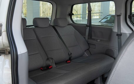 Hyundai H-1 II рестайлинг, 2018 год, 2 920 000 рублей, 9 фотография