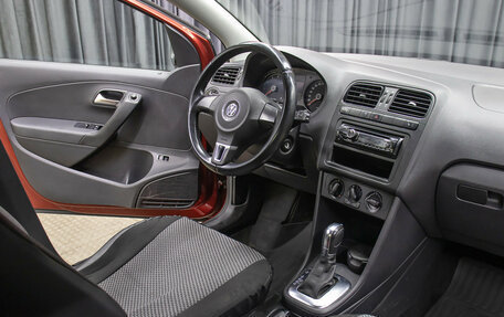 Volkswagen Polo VI (EU Market), 2012 год, 798 000 рублей, 11 фотография