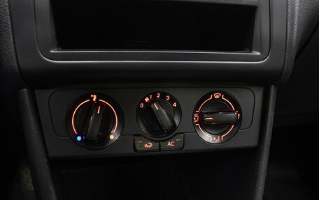 Volkswagen Polo VI (EU Market), 2012 год, 798 000 рублей, 18 фотография