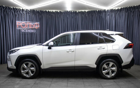 Toyota RAV4, 2020 год, 2 998 000 рублей, 8 фотография