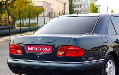 Mercedes-Benz E-Класс, 1997 год, 390 000 рублей, 7 фотография