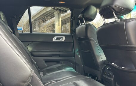 Ford Explorer VI, 2012 год, 1 700 000 рублей, 12 фотография