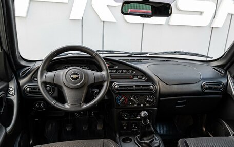 Chevrolet Niva I рестайлинг, 2018 год, 788 000 рублей, 6 фотография