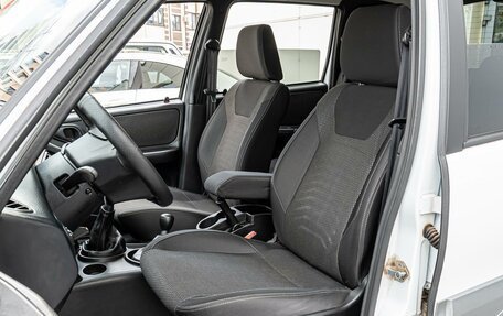 Chevrolet Niva I рестайлинг, 2018 год, 788 000 рублей, 10 фотография