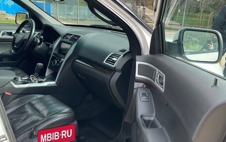 Ford Explorer VI, 2012 год, 1 700 000 рублей, 14 фотография