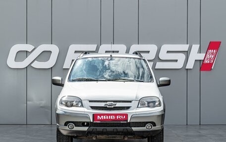 Chevrolet Niva I рестайлинг, 2018 год, 788 000 рублей, 3 фотография