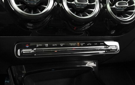 Mercedes-Benz A-Класс, 2020 год, 3 498 000 рублей, 17 фотография