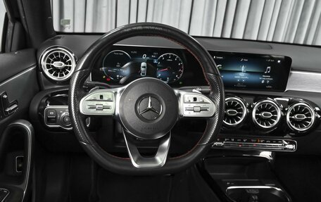 Mercedes-Benz A-Класс, 2020 год, 3 498 000 рублей, 14 фотография