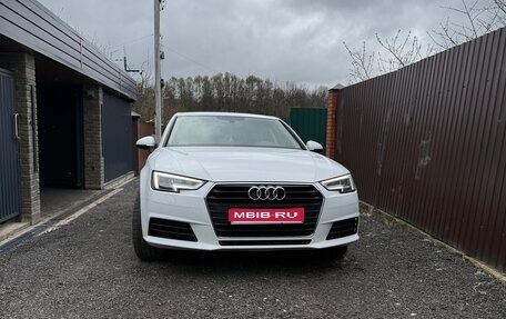 Audi A4, 2018 год, 2 350 000 рублей, 1 фотография