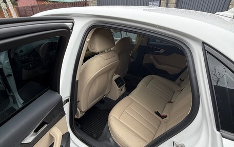 Audi A4, 2018 год, 2 350 000 рублей, 8 фотография