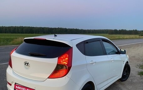 Hyundai Solaris II рестайлинг, 2014 год, 780 000 рублей, 5 фотография