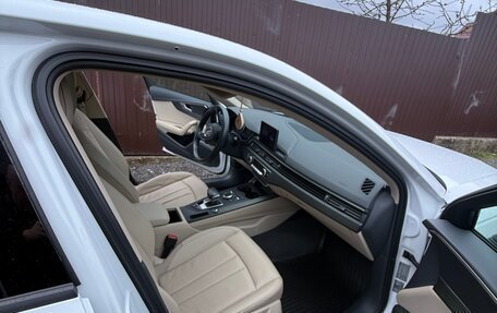 Audi A4, 2018 год, 2 350 000 рублей, 9 фотография