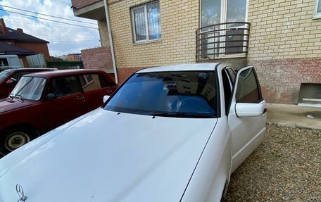 Mercedes-Benz C-Класс, 1996 год, 330 000 рублей, 2 фотография