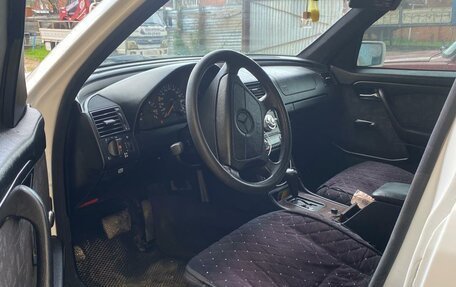 Mercedes-Benz C-Класс, 1996 год, 330 000 рублей, 11 фотография