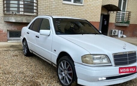 Mercedes-Benz C-Класс, 1996 год, 330 000 рублей, 8 фотография