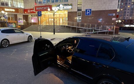 Skoda Superb III рестайлинг, 2012 год, 1 150 000 рублей, 25 фотография