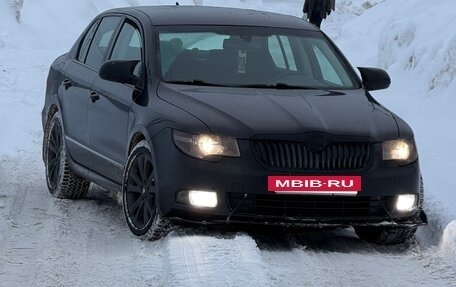 Skoda Superb III рестайлинг, 2012 год, 1 150 000 рублей, 31 фотография