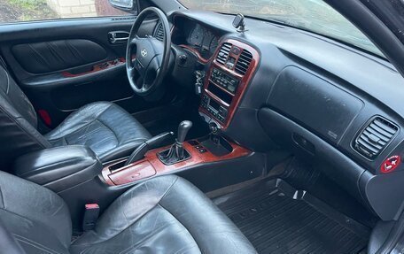 Hyundai Sonata IV рестайлинг, 2005 год, 160 000 рублей, 5 фотография