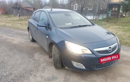 Opel Astra J, 2012 год, 681 999 рублей, 2 фотография
