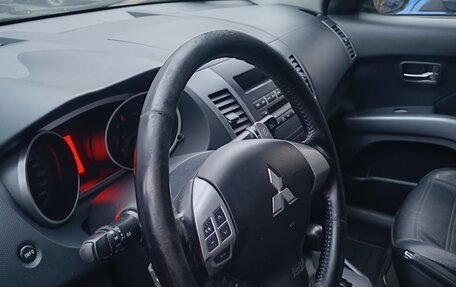 Mitsubishi Outlander III рестайлинг 3, 2007 год, 853 000 рублей, 5 фотография