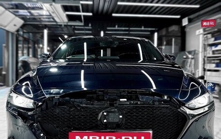 Mazda 3, 2019 год, 2 000 000 рублей, 1 фотография